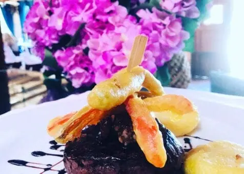 Mesa preparada en Restaurante Canela
