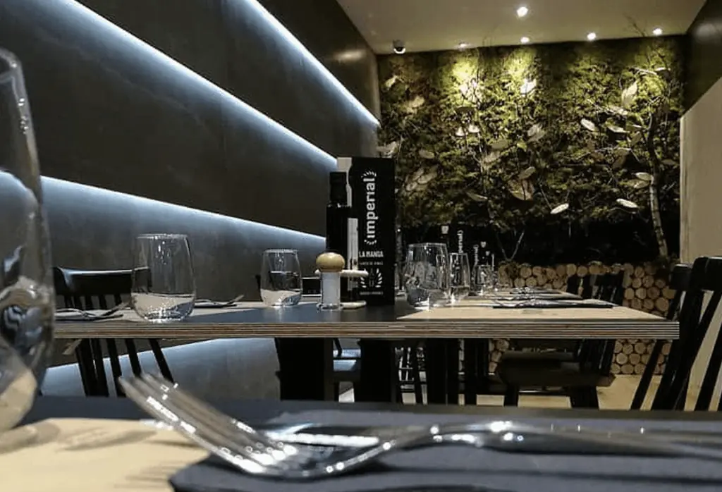 Restaurante Imperial en el Puerto Tomás Maestre, La Manga