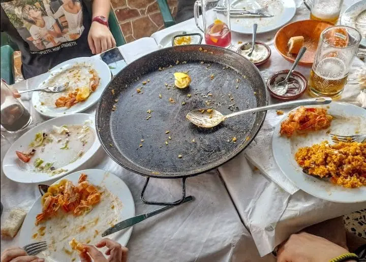 Plato de paella en Restaurante Isla Cristina, La Manga