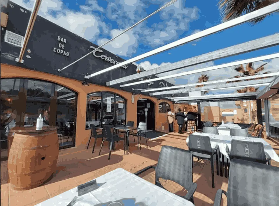 Barra de Restaurante La Teja en Galerías El Flamenco