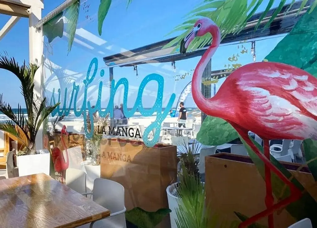 Interior de Restaurante Surfing