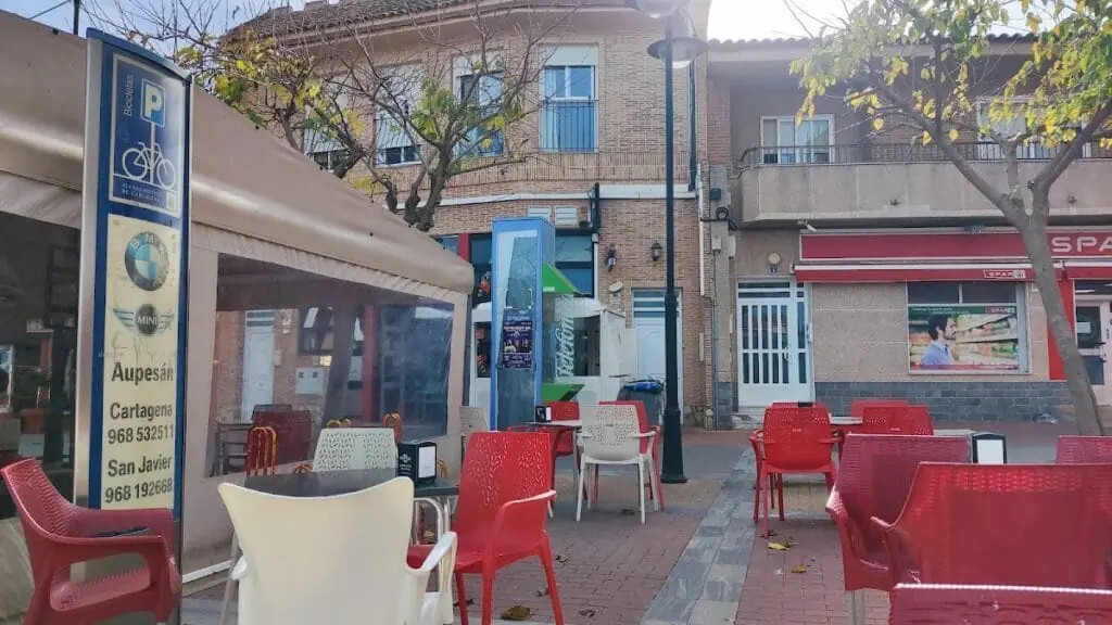 Fachada de Terraza del Sol Coffee Bar en Los Belones