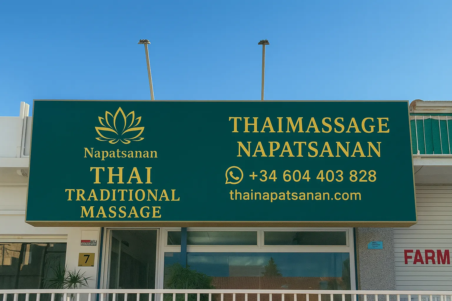 Camilla de masaje tailandés en Thai Massage Napatsanan