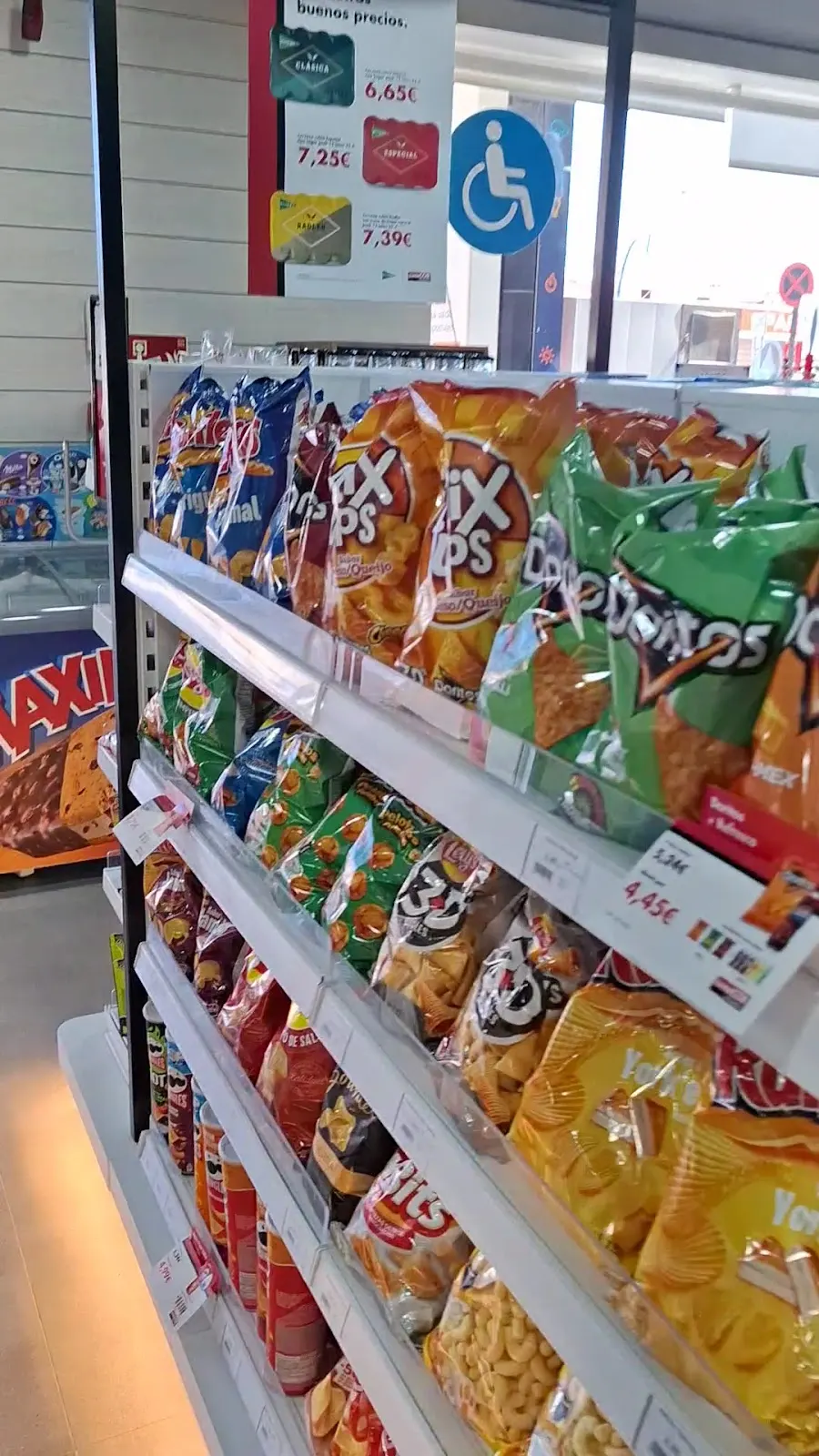 Productos de conveniencia en Supercor Stop & Go, La Manga